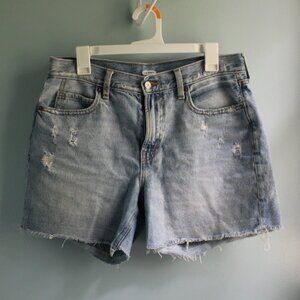 Old Navy jean shorts, light washed. Size ~M
